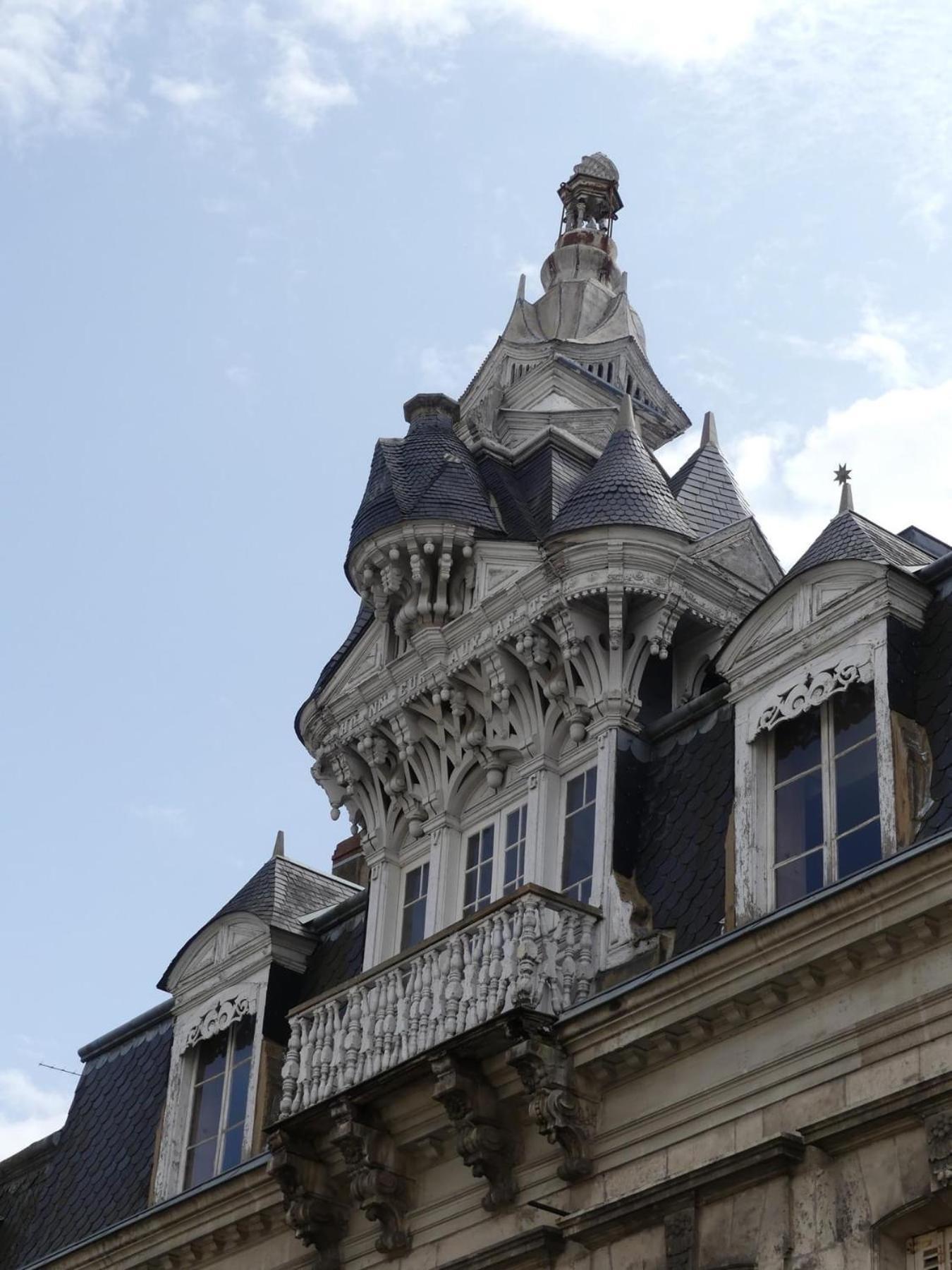 Maison A La Guitarde - Hotel Particulier Hippolyte Chateauroux Exterior photo